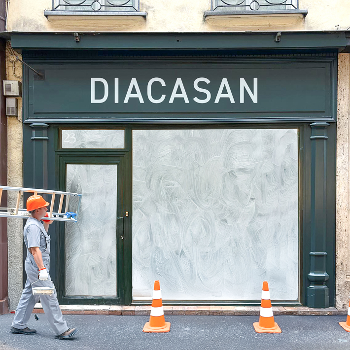 Showroom rue du Bac fermé pour travaux