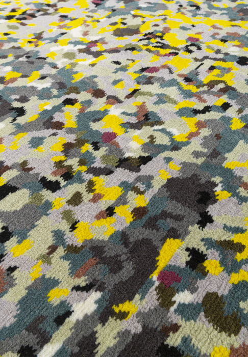 RUG-KUROS-RECT-QUARTZ-detail1.jpg A Rug where dreamlike visions and faraway worlds intertwine, close-up