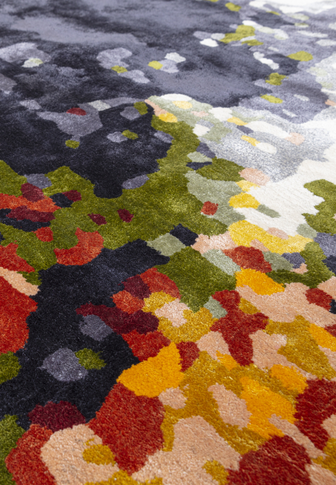 Rug that evoques plants and light, detail