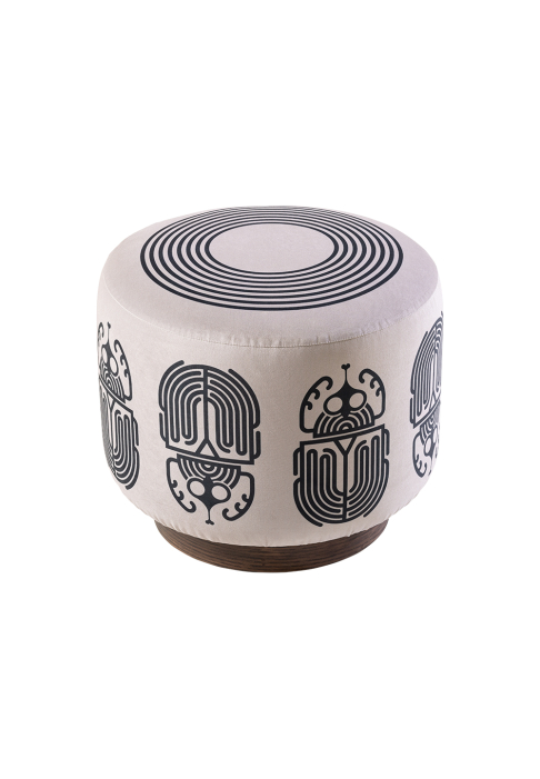 POUF_BESTIAIRE_rond_SCARAB_nacre_3.jpg Round footstool Scarab pattern