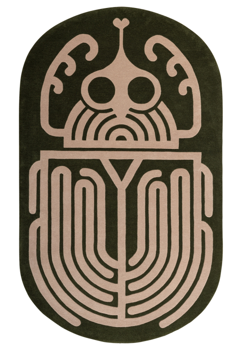 TAPIS_BESTIAIRE_SCARAB_antique.jpg Oblong Rug with Beetle pattern