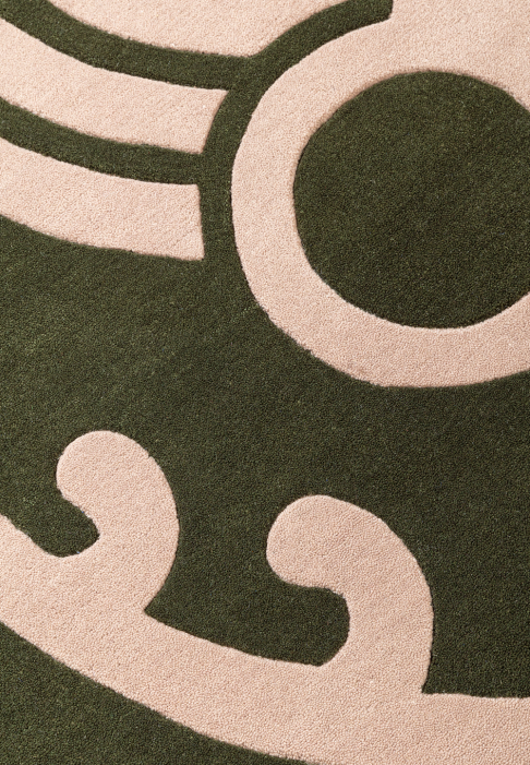 TAPIS_BESTIAIRE_SCARAB_antique_detail_2.jpg Oblong Rug with Beetle pattern - detail