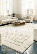 Salon avec tapis rectangulaire blanc et chanvre naturel